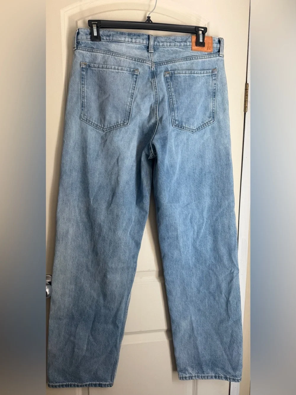 Banana Republic classic light